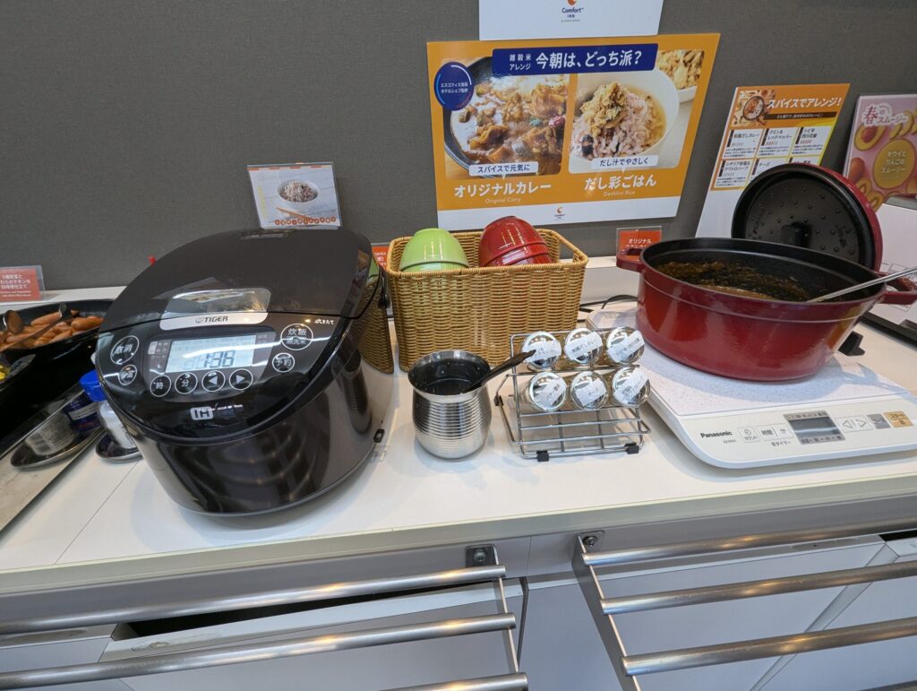 コンフォートイン佐野藤岡　朝食　カレー