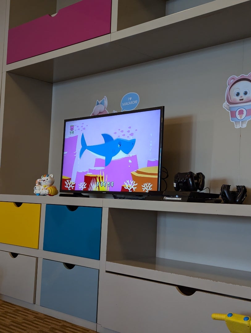 ロッテホテルグアム キッズルーム テレビ